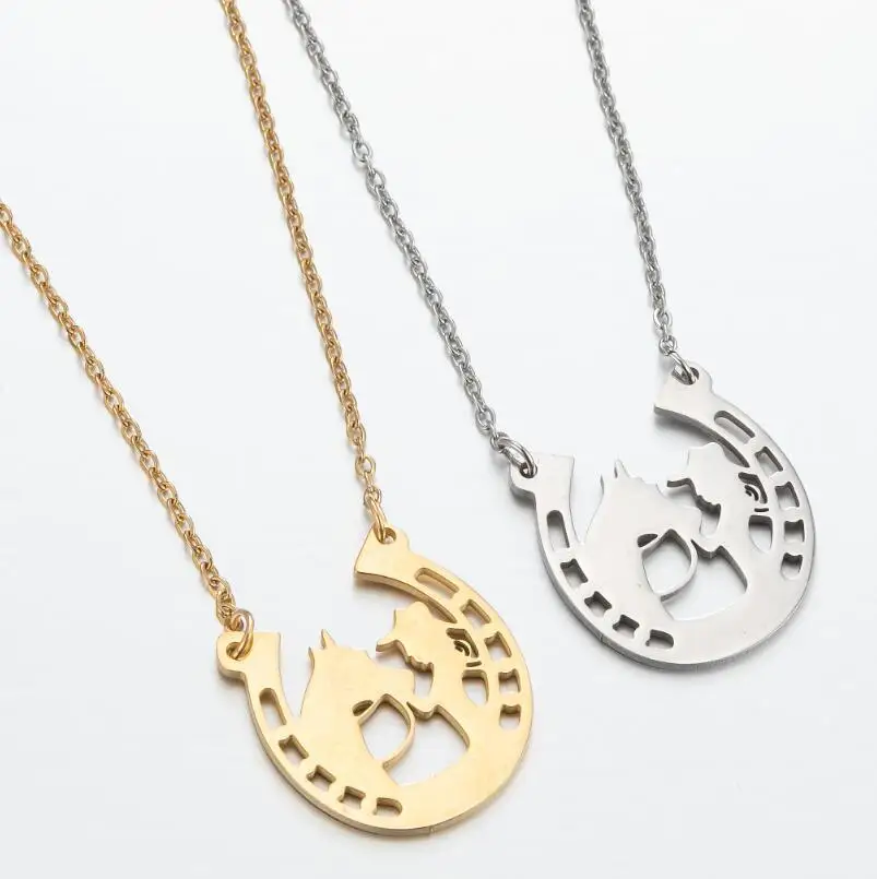 

12Pcs/lot Fashion Horseshoe Necklace Western Cowboy Pendant Necklace for Women