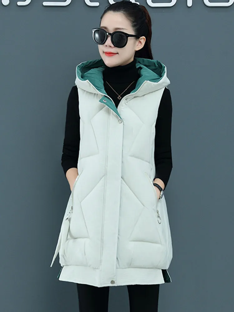 Новый пуховый жилет с хлопковой подкладкой женский средней длины на осень и зиму