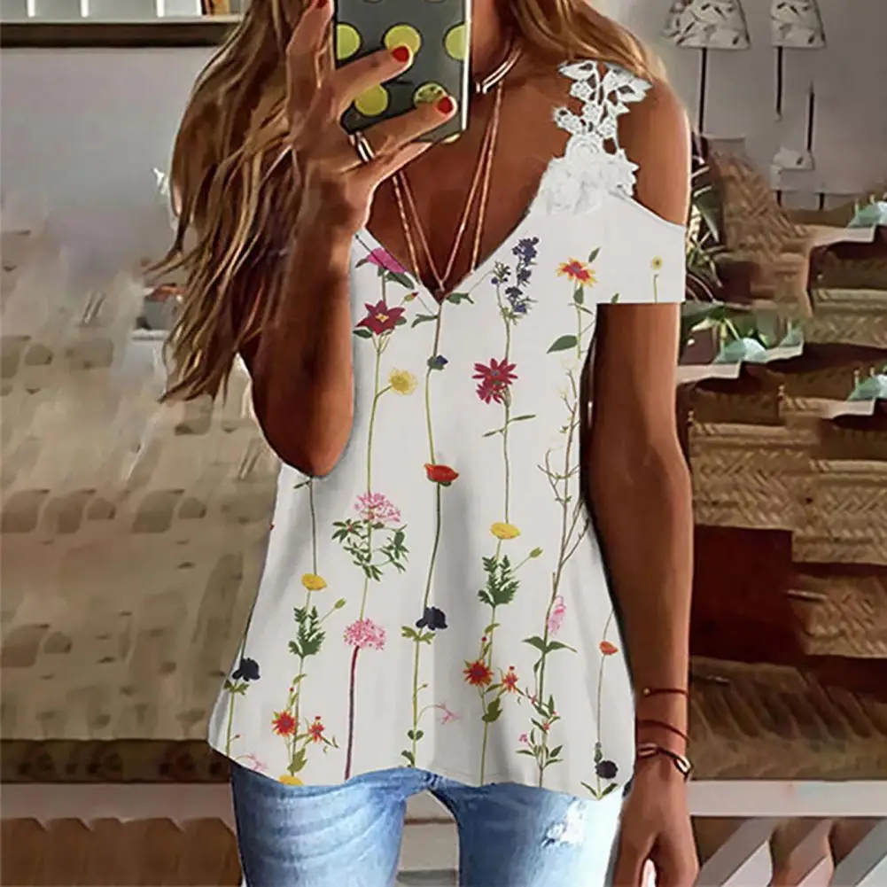 

Shrink Resistant Gradient Color Embroidered Lace Straps Cold Shoulder Tee Top for Daily Wear