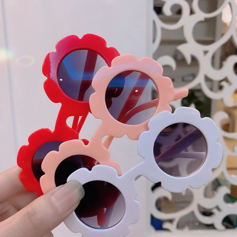 

Милые детские солнцезащитные очки в форме цветка, детские очки для девочек и мальчиков, солнцезащитные очки, оттенки, уличные очки с антибли...