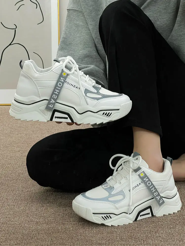 New leisure students' running shoes and leisure sports shoes in spring and autumn of 2023