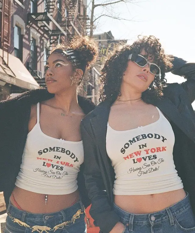 

Укороченный топ в стиле панк, эстетичная женская уличная одежда, Милая футболка с буквенным принтом, Y2k, одежда в стиле ретро, сексуальная детская футболка в стиле эмо для девочек