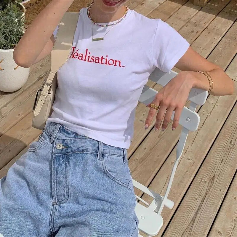 Женский винтажный укороченный топ в стиле 90-х с буквами летняя футболка коротким