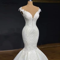 luxury mermaid dubai wedding dresses 2022 lace appliques sleeveless bridal gown court train beaded vestido de noiva mariage