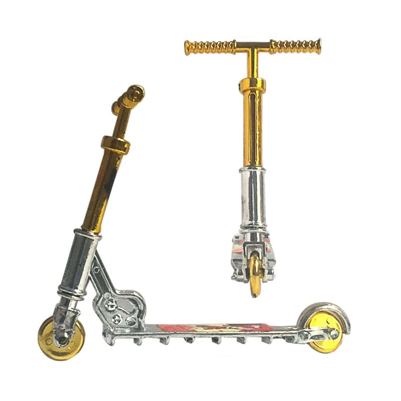 

2 Pieces Alloy Finger Scooter Mini Two Wheel Finger Toys Party Favors Portable Fingertip Toys for Finger Training