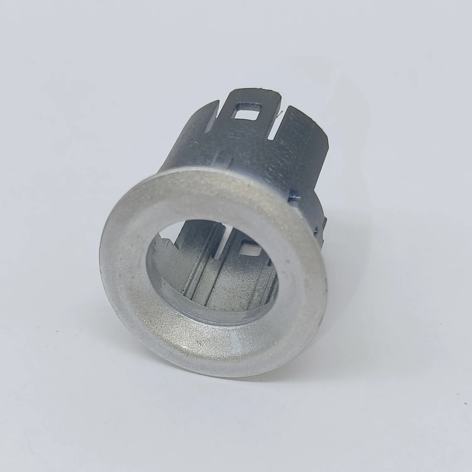 Цвет серебристый кронштейн держателя датчика парковки PDC CV1T-15K872-BCW для Ford