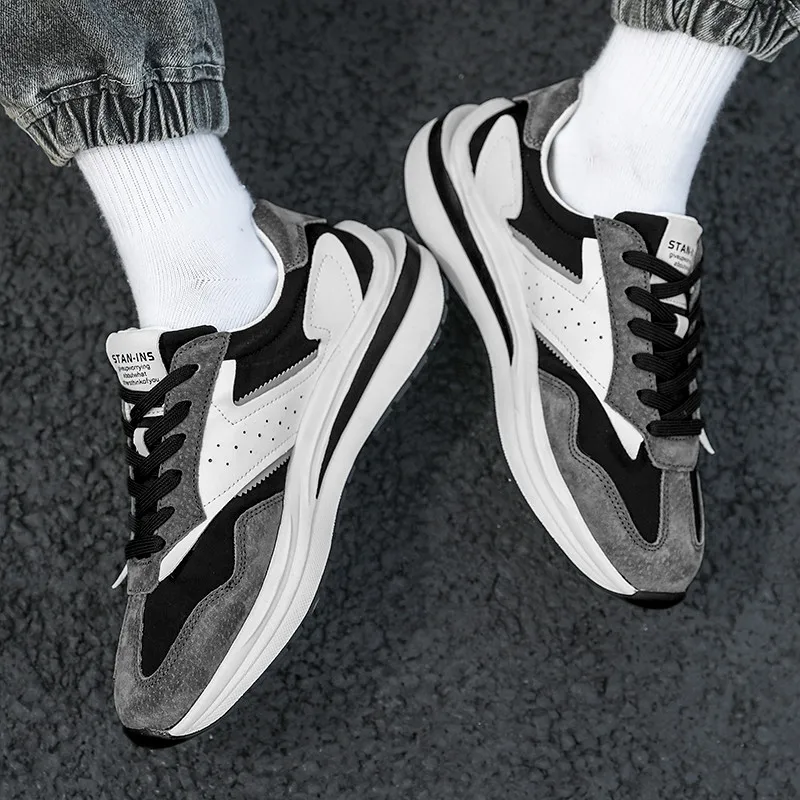 New Green Retro Men's Sports Sneakers Breathable Non-slip Mens Training Shoes Fashion Height Increasing Men Sneakers Zapatillas