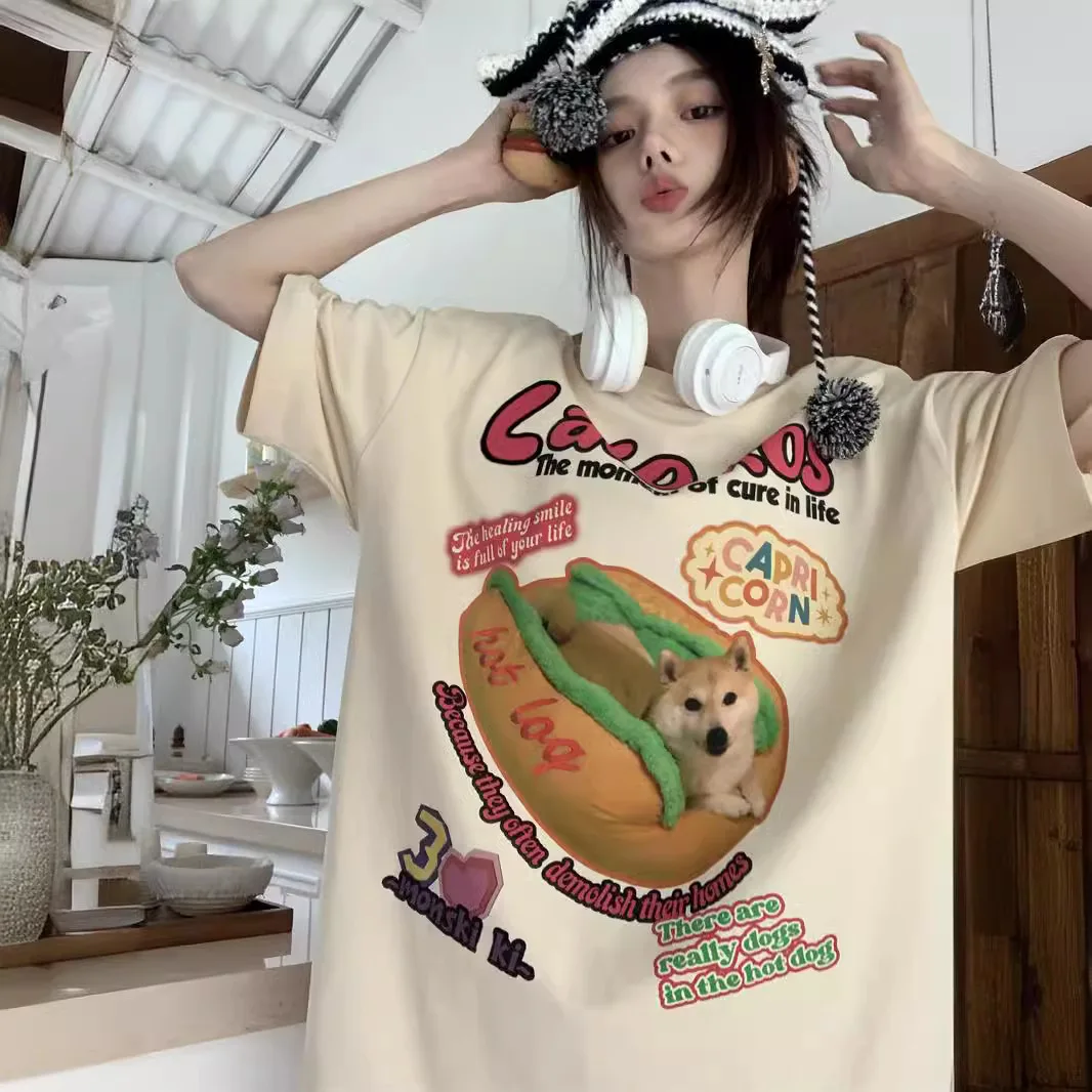 Женская футболка в американском ретро стиле с круглым вырезом и короткими