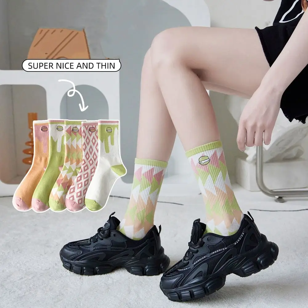 

2022 Spring College Style Casual Socks Rhombic Grid Cotton Hosiery Printing Socks Mid Tube Socks Women Socks