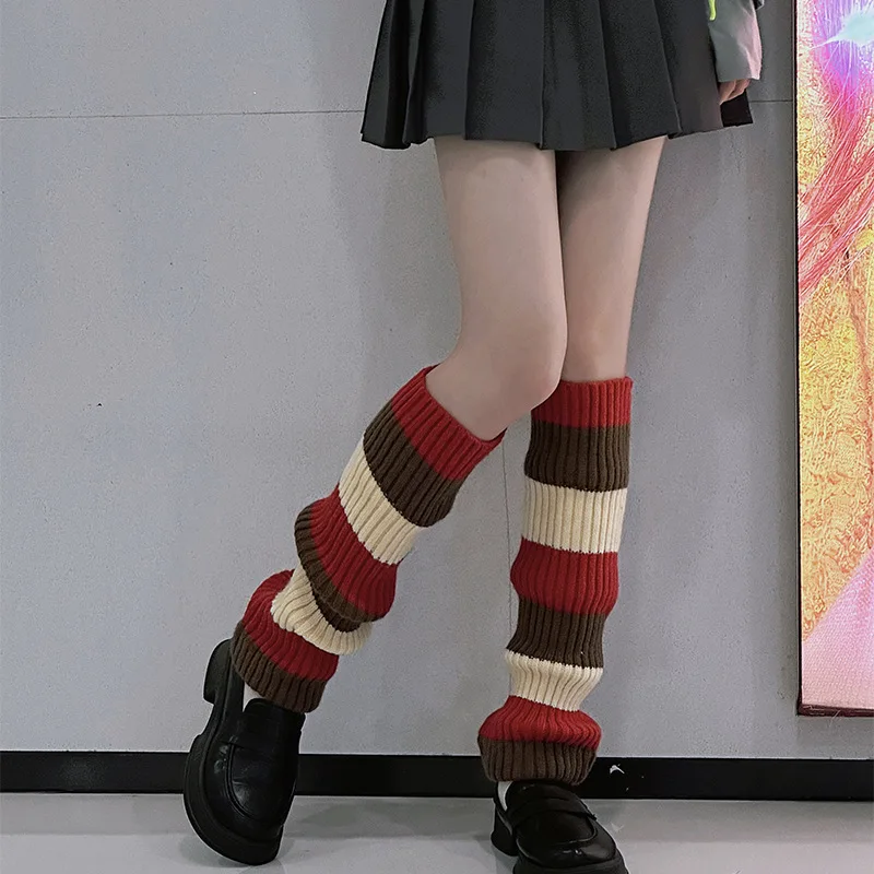 Рисунок 2 - Теплые рождественские носки в полоску