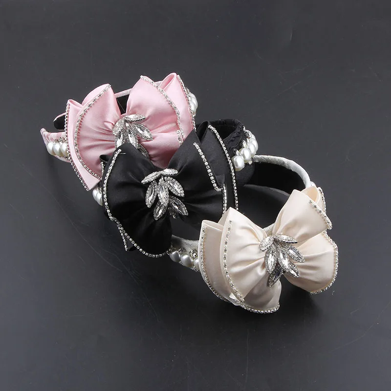 

Винтажная широкая шпилька для волос с жемчужными трехмерными цветами