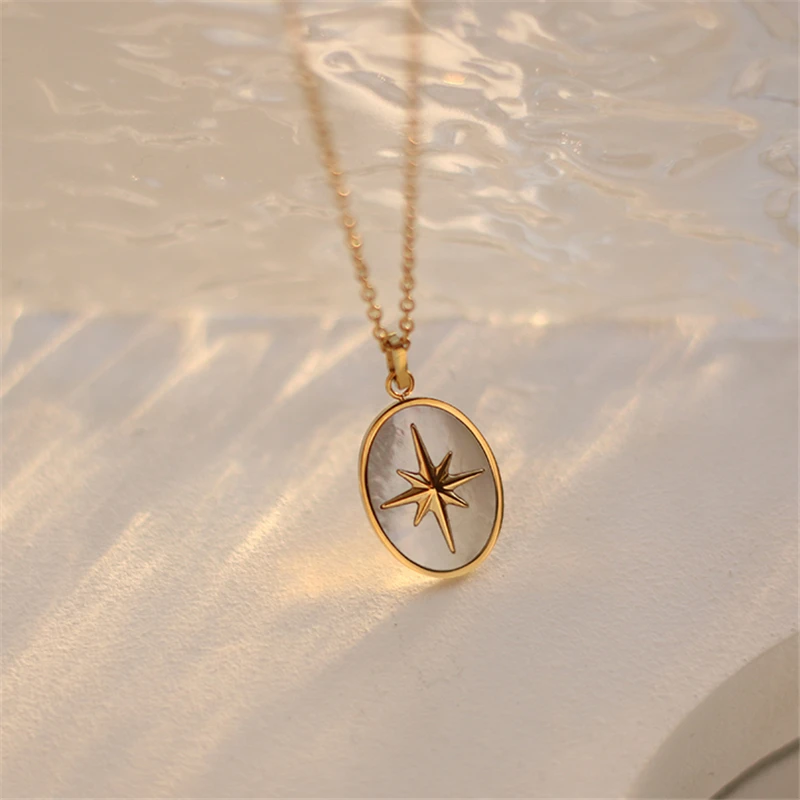 

Titanium With 18K Gold Fritillaria Pendant Eight-Pointed Star Necklace Women Stainless Steel Fashion Clavicle Chain Fine Jewelry