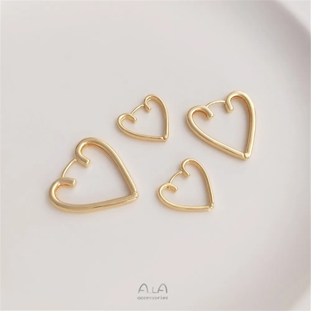 

14K Gold Filled Plated Heart-shaped earrings with heart-shaped clasp are fashionable and luxurious