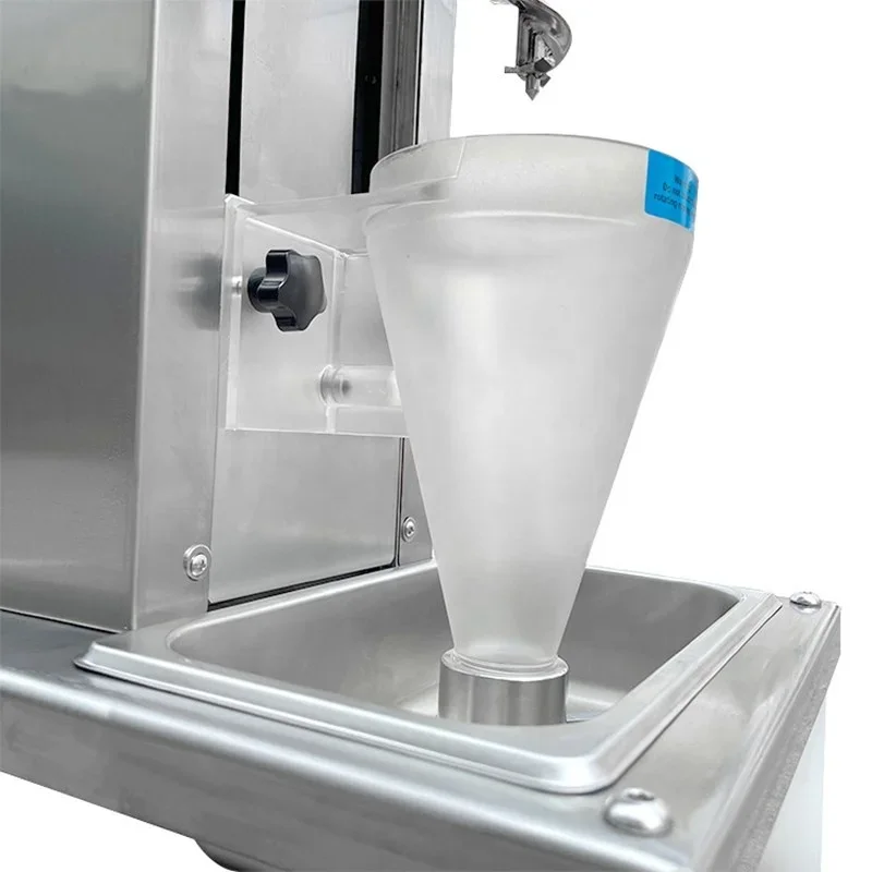 Коммерческий блендер для смешивания мороженого со свежими фруктами молочным