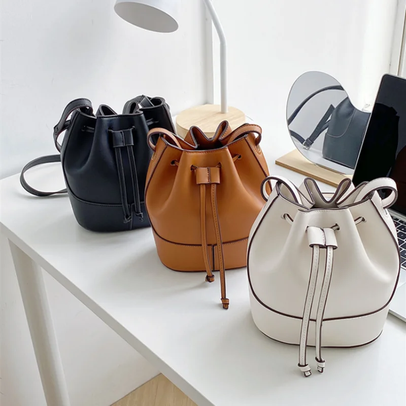 

Fashion Small Bucket Shoulder Bag for Women Leisure Solid Colour Drawstring Crossbody Bag Simple Pu Leather Sac A Main Femme