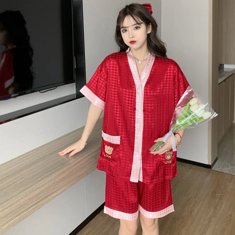 Melting snow and ice silk pajamas girl summer wind new short sleeve shorts outside two-piece can wear cute leisurewear suit