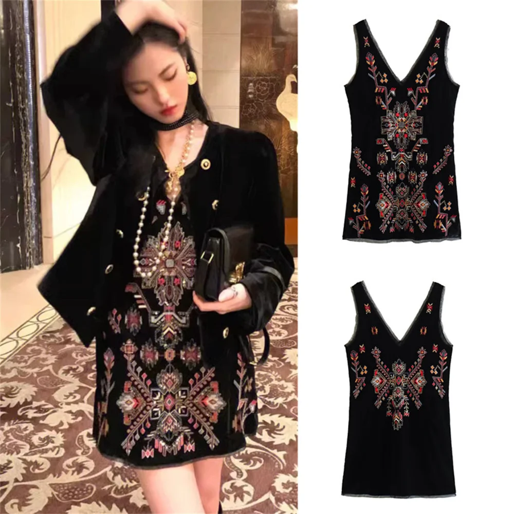

BM&MD&ZA 2023 Spring and Autumn New Women's Clothing Retro Embroidery Heavy Industry Velvet V-neck Dress 6895269