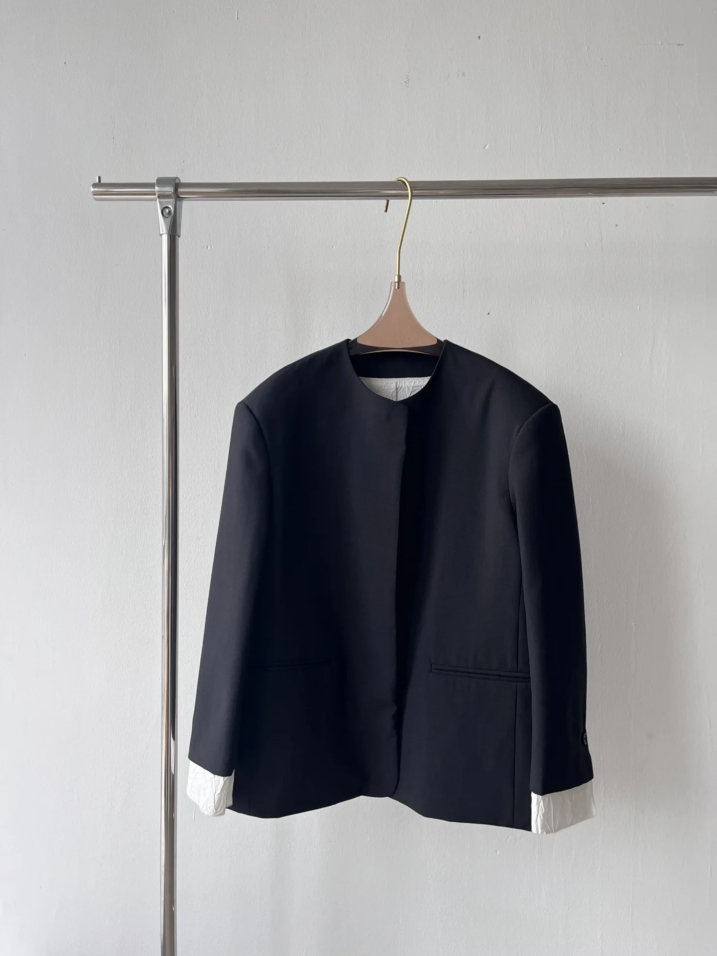 

Новинка 2023, осень/зима, костюм на флисовой подкладке, легко носить, очень изысканный, уникальный стиль с круглым вырезом