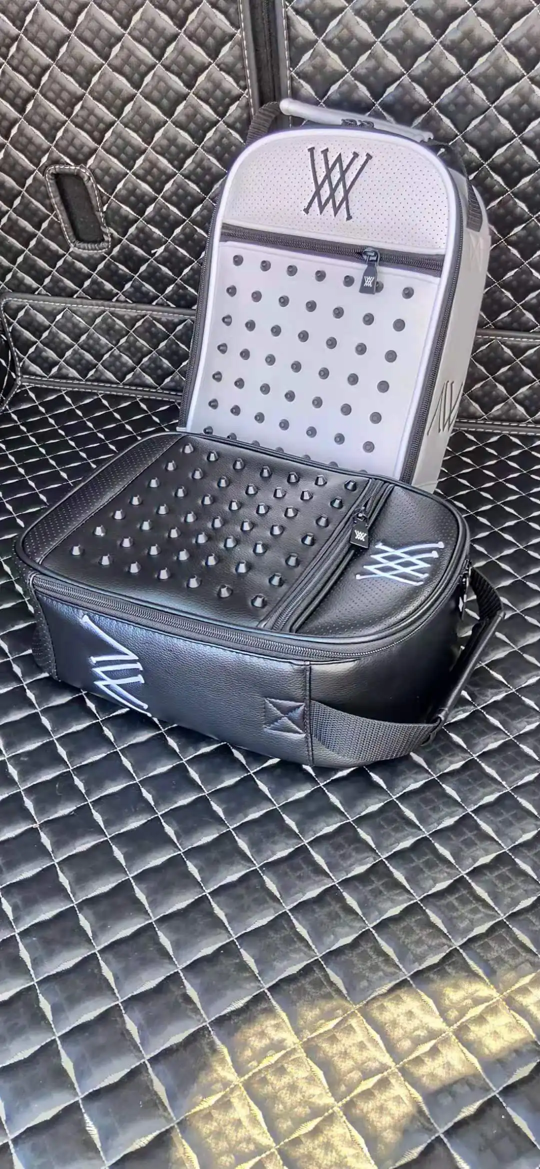 

New Golf Shoe Bag PU Leather Breathable Shoes Independently Outdoor Golf Shoe Bag Golf Small Bag for Outdoor