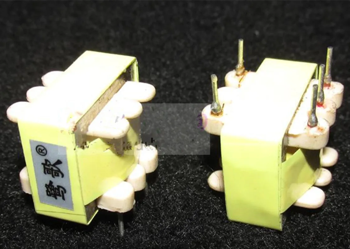 Немецкий трансформатор general electronic. Сигнальный трансформатор фото. Изолирующий аудиотрансформатор. Пермаллоевые трансформатор. K трансформатор.