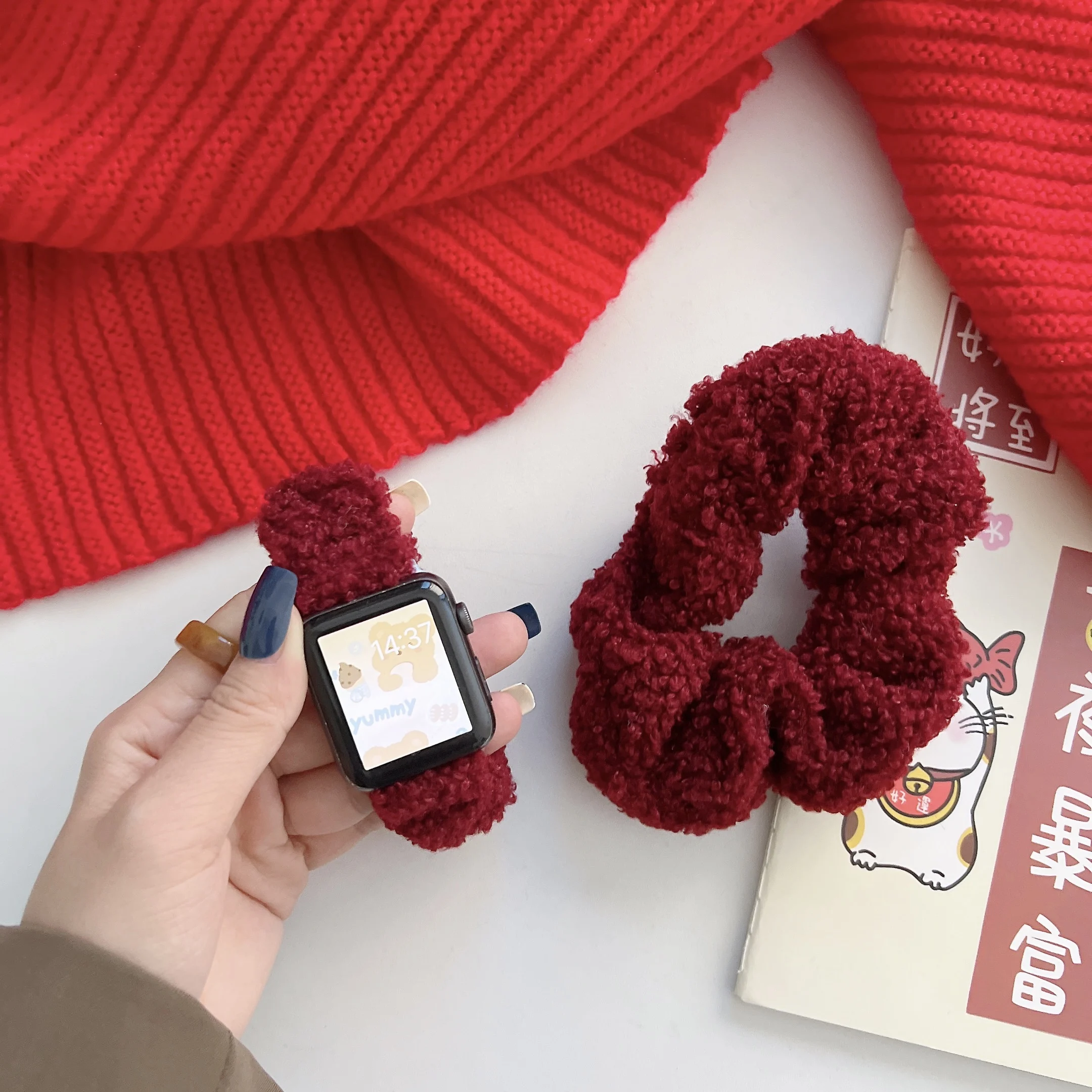 Ремешок плюшевый Женский Для Apple Watch Se7 6 5 4 3 2 1 40 мм 44 удобный браслет для iwatch Correa 38 42
