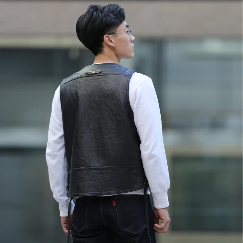 Мужской кожаный жилет двойного назначения на пуговицах со стальной цепью