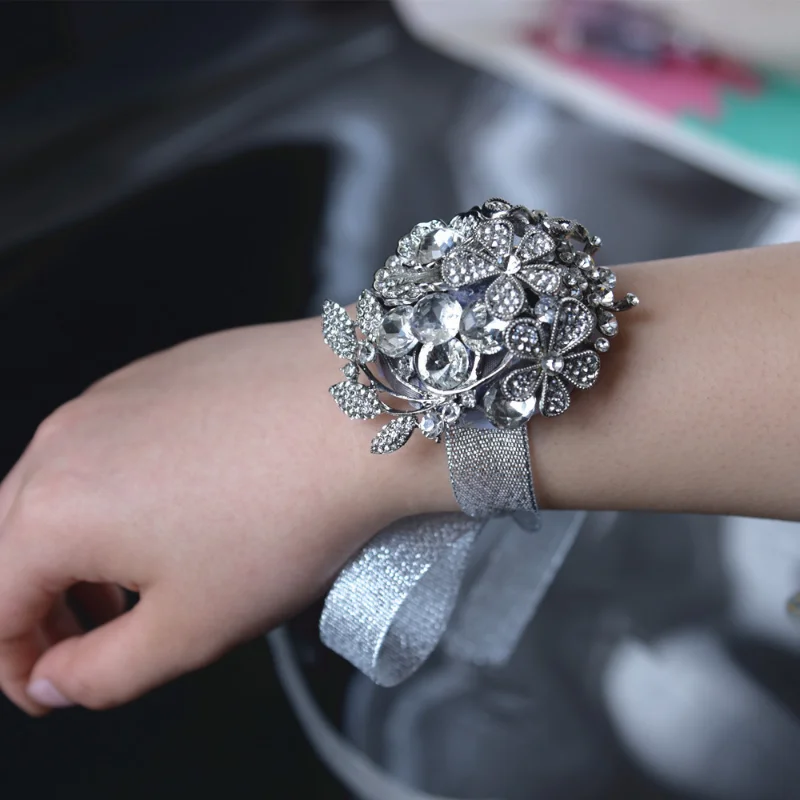 

Rhineston Wrist Crosage Silver Sash Bridesmaid Wedding Marriage Bridesmaid accessori da sposa