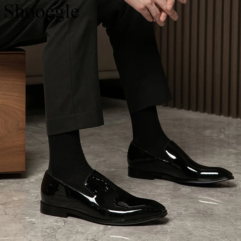 Men Dress Leather Shoes Slip on Patent Leather Mens Casual Oxford Shoe Moccasin Glitter Male Footwear Pointed Toe Shoes for Men 3 Men Dress Leather Shoes Slip on Patent Leather Mens Casual Oxford Shoe Moccasin Glitter Male Footwear Pointed Toe Shoes for Men 3