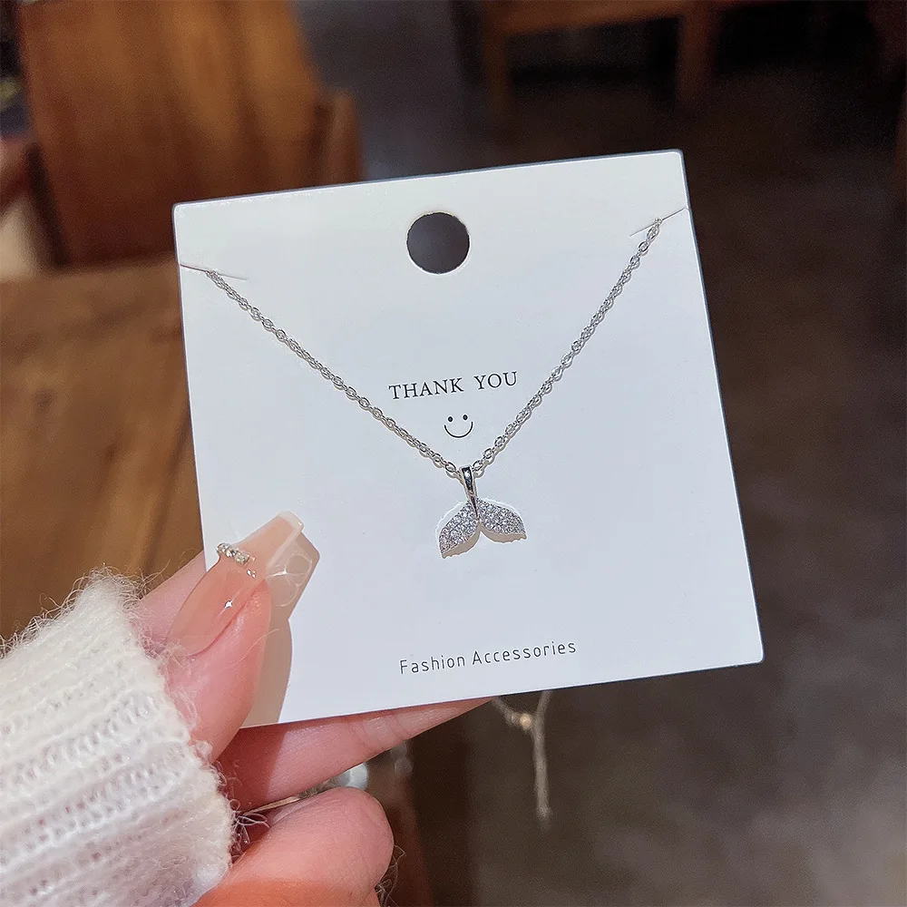 

Модное Новое ожерелье с четырехлистным клевером, женственное ожерелье, женское ощущение, для девушек, двухсторонняя цепочка до ключиц