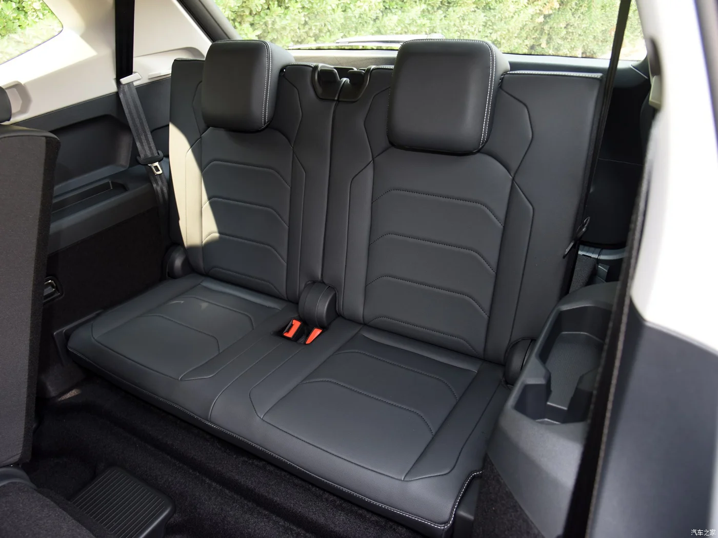 Чехлы из искусственной кожи на автомобильные сиденья для Volkswagen VW Tiguan Allspace 2019 2020