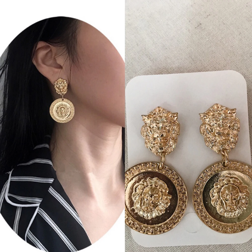 

Coin Earrings Vintage Rice Flower Coin Pendant Hoop Earrings Mini Ear Piercing Dangle Earrings Lion Cute Stud Earrings Geometric