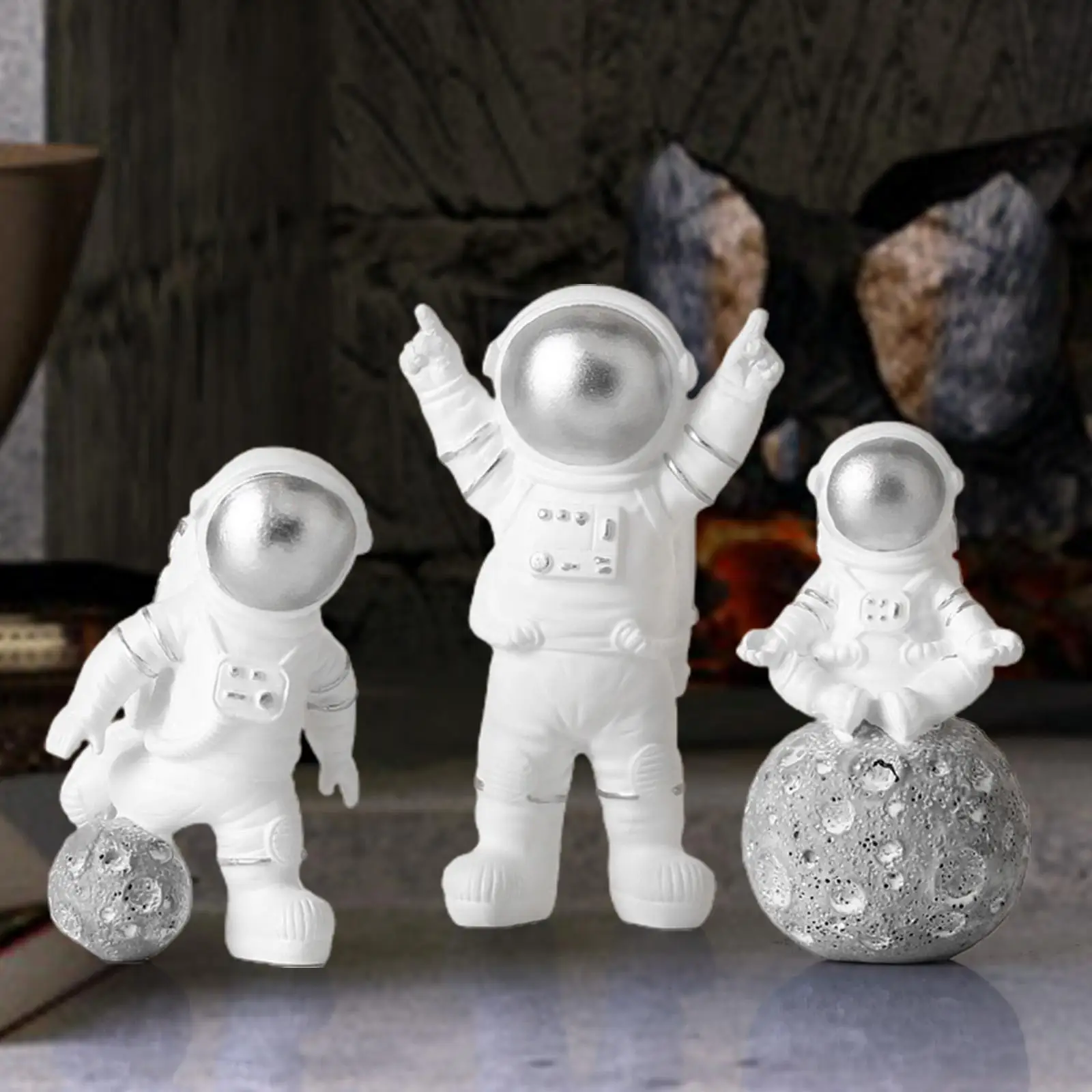 

Современные фигурки космических персонажей, полимерная декоративная статуэтка для торта, декоративная статуэтка для шкафа, офиса, стола, д...