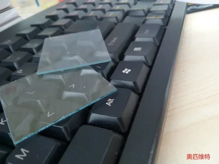 Проводящее стекло ITO экспериментальная проводящая подложка. Прозрачный толщина 1