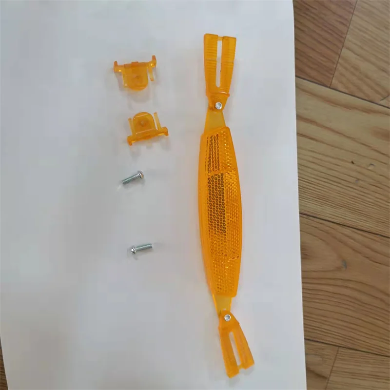 Задняя велосипедная отражающая пластина