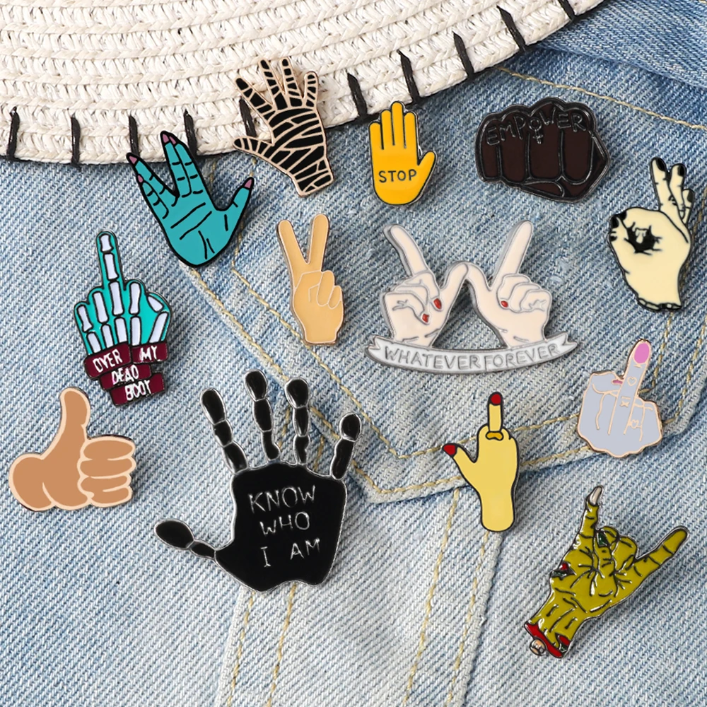 Gothic Enamel Pins Punk Skull Gesture Devil's Claw Brooches Despise Icon Body Language Badge Jacket Hat Jewelry Gift for Friends