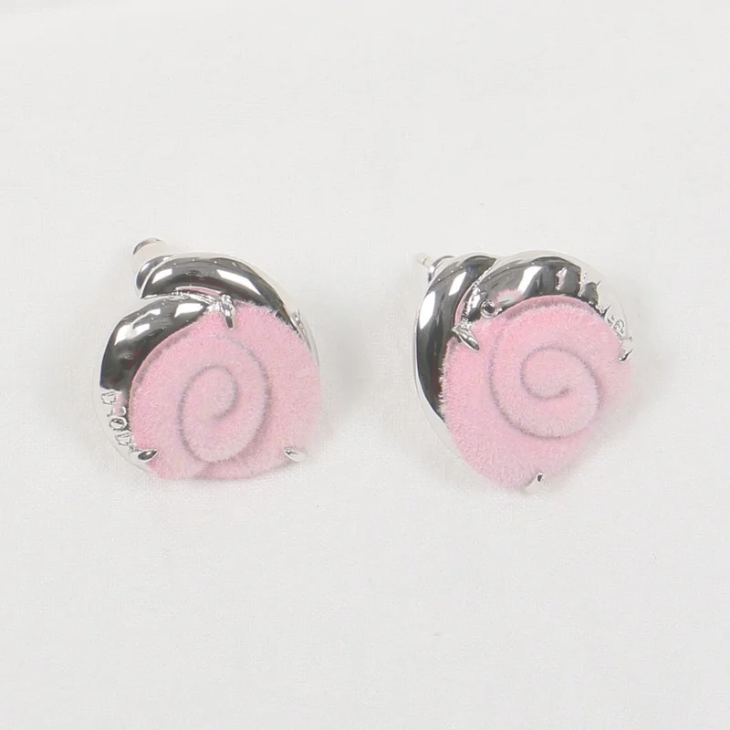 

Женские серьги с веером, веером и розой