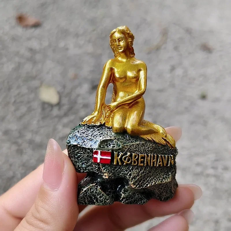 Фото Магнит на холодильник Дания Русалочка 3D, медный, золотой, сувенир, туристический подарок, скульптура, фигурка, украшение для дома, поделка №1