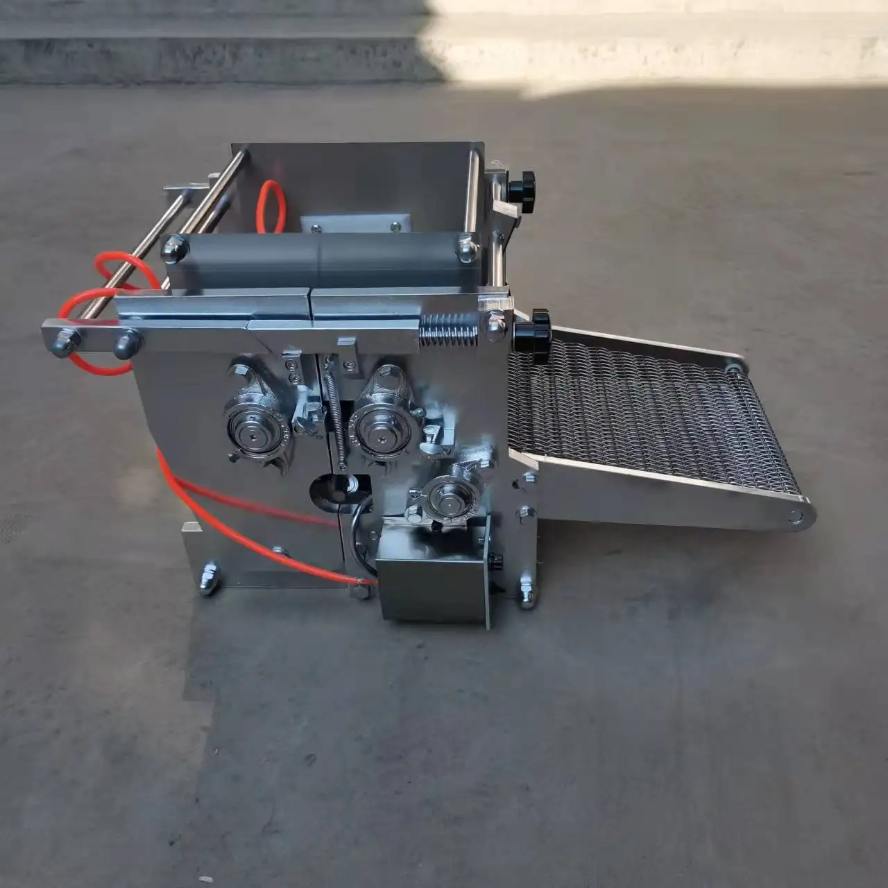 Коммерческая машина для изготовления кукурузных тортильев тортильи роликовый