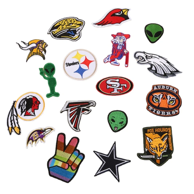 

50pcs/Lot Anime Embroidery Patch Clothing Decoration Strange Things Bird Eagle Star Feather Rainbow Finger Wild Indian Boutique