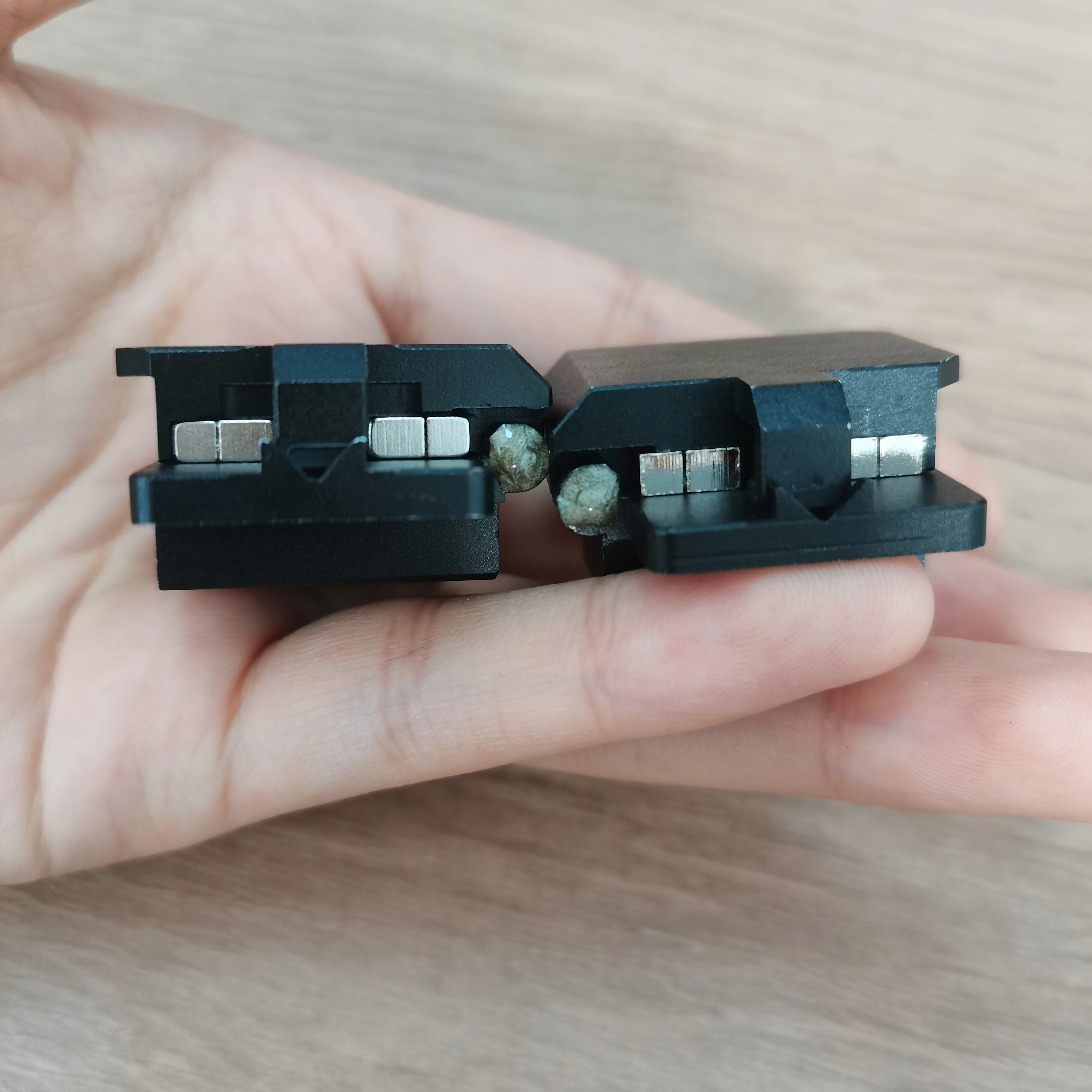 1 Pair Furukawa Fitel  S177 S176 Fiber Holder Fiber Splicer 3 in 1 Fiber Clamps Fiber Holder