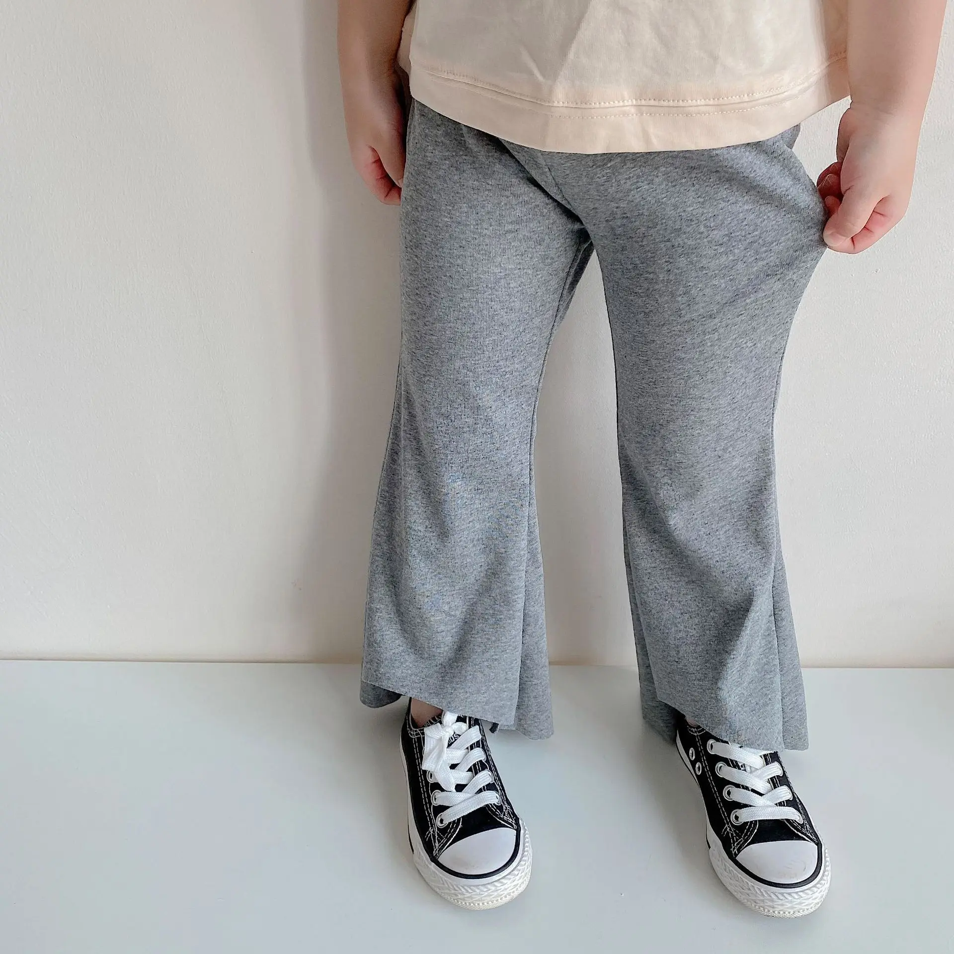 

2022 Spring Korean Girls' Retro Capri Pants and Children's Woolen Flared Pants