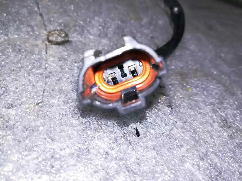 ЭЛЕКТРИКО 9882005200 ПОДЪЕМНИК ЗАДНИЙ ПРАВЫЙ 2 КОНТАКТА ДЛЯ HYUNDAI GT 125/250/650 GLS (2003-) (Б/У) ON.