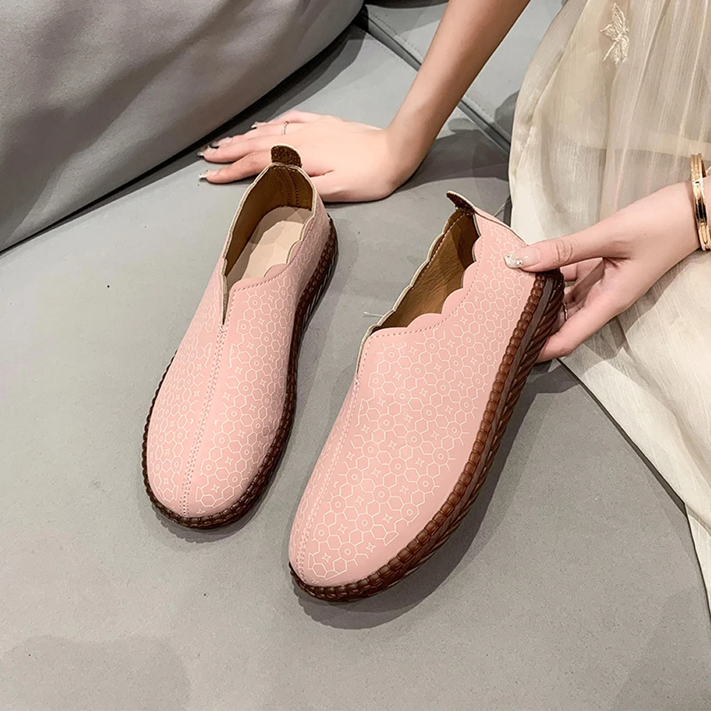 Leather single shoe a foot lazy shoes 2023 new fashion everything flat mother shoes soft leather soft sole