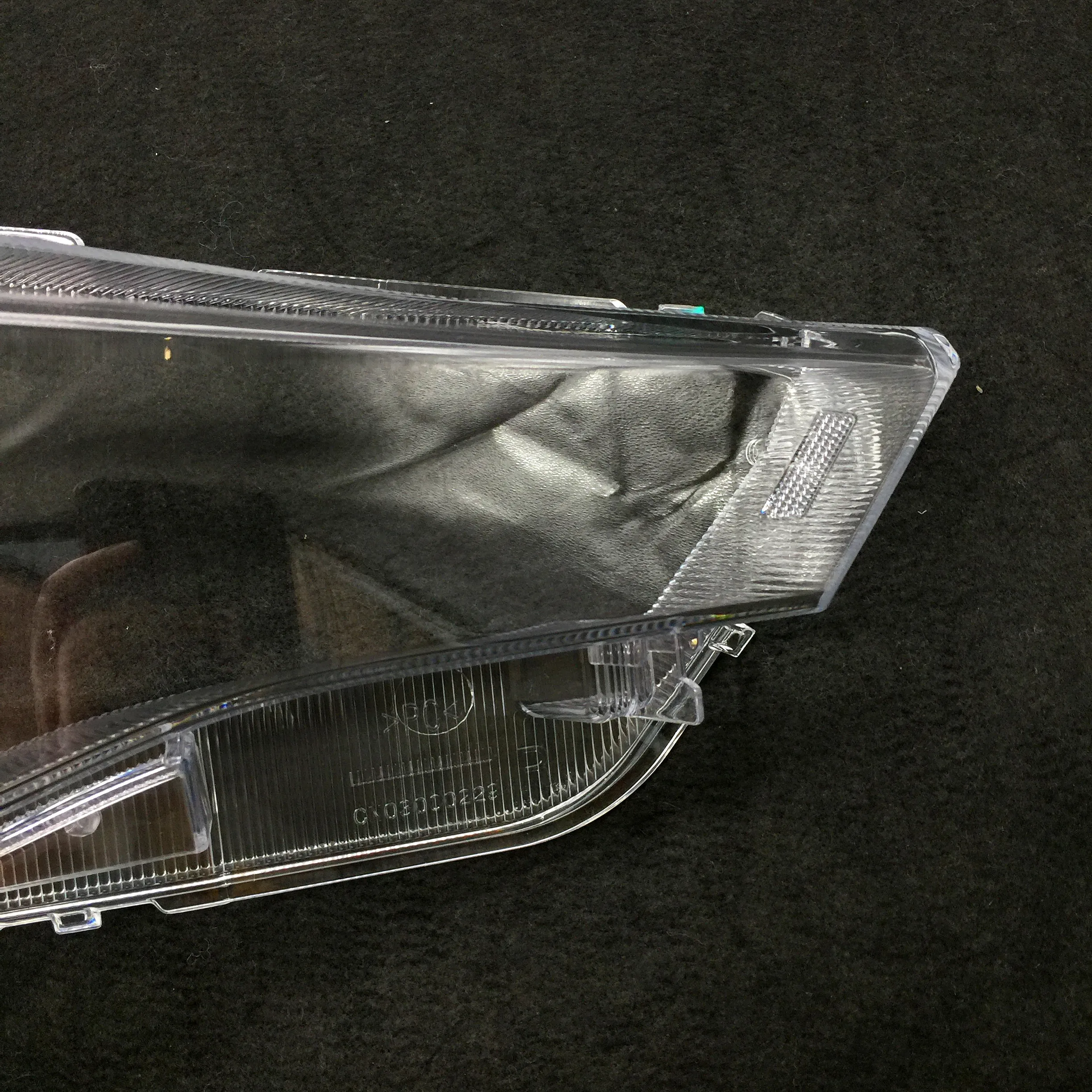 Чехол для передней фары CHANGAN CS85 оригинальный размер