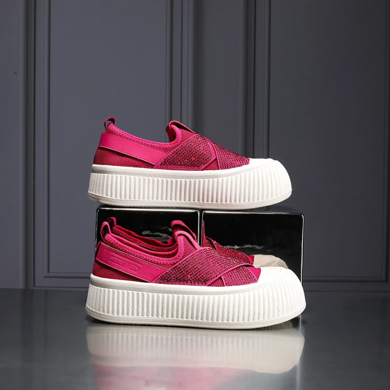 

Коллекция весна-лето 2023, сетчатая искусственная кожа, маленькая белая обувь для отдыха, одна обувь, женская обувь, кроссовки