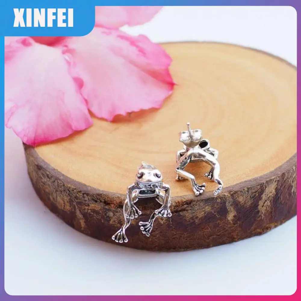 

Hot!! Cute Frog Earrings For Women Girls Animal Gothic Stud Earrings Piercing Female Charm Jewelry Gift Stud Earrings Brincos
