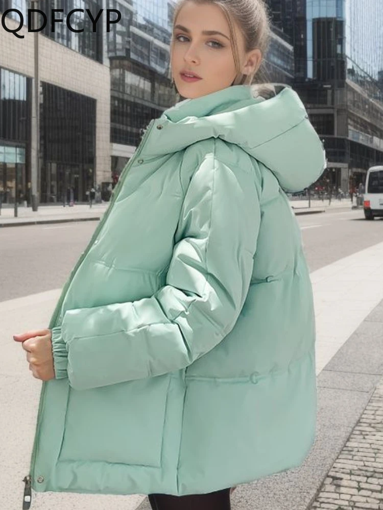 Рисунок 6 - Зимнее женское холодное пальто