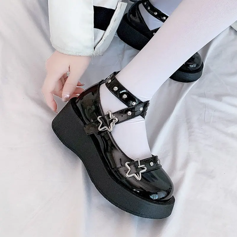 LLUUMIU Lolita Shoes Star Buckle Mary Janes Shoes Women Cross-tied Platform Shoes Rivet Casual Shoes Patent Leather Girls Shoes