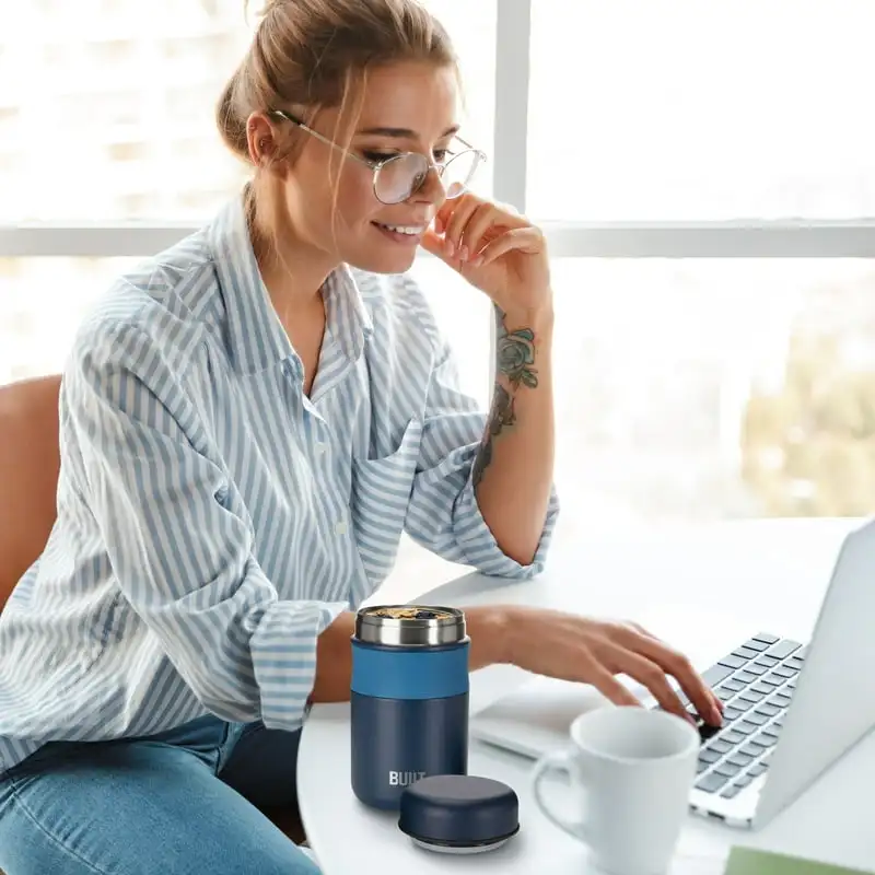 

Stainless Steel Double Wall Vacuum Insulated Food Jar in Blue