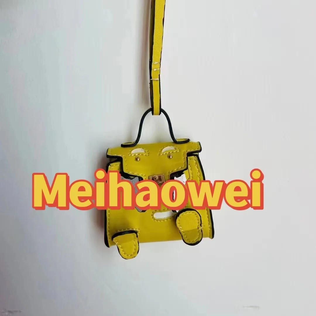 2023 Spring And Summer New Korean Version Mini Smiley Bag Pendant Female High-end Key Chain Holiday Birthday Holiday Gift